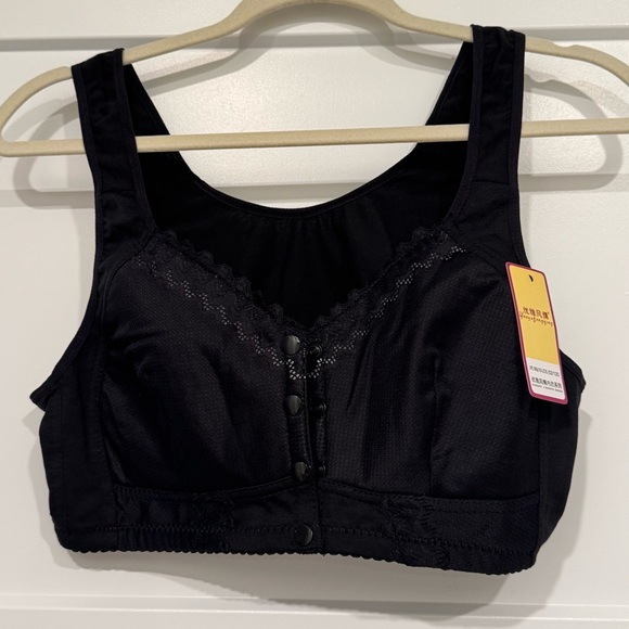 BRAND NEW W TAGS | front button bras | 3 pack - Picture 4 of 16